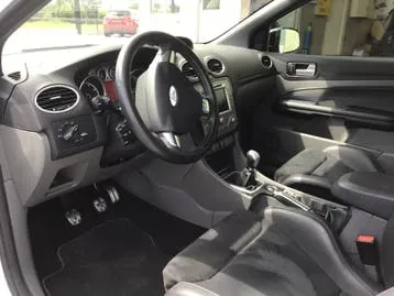 Ford Focus 2010 photo 3