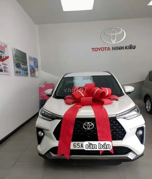 Toyota Veloz Cross