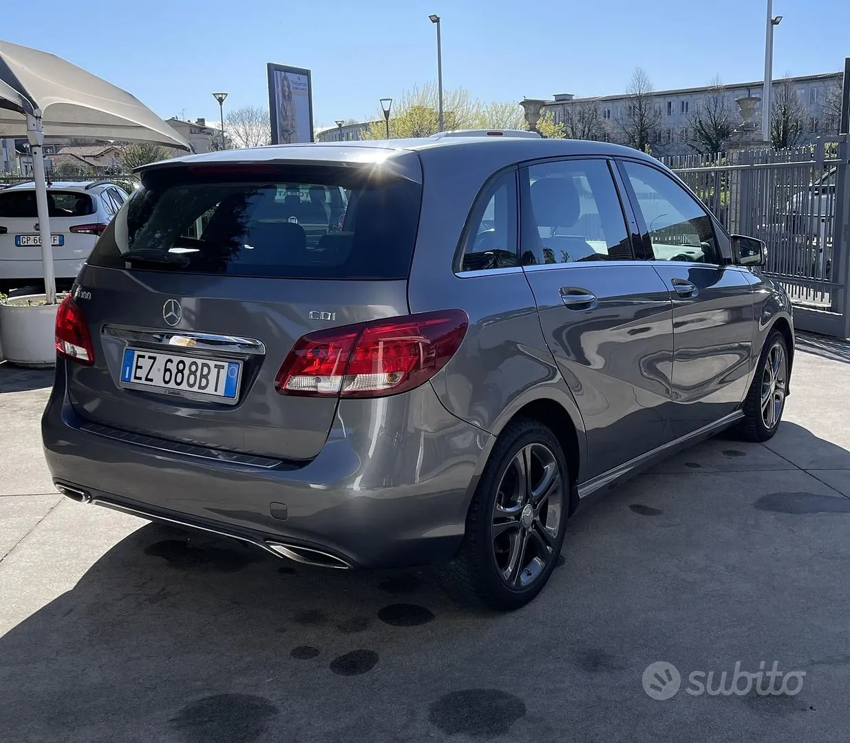 Mercedes-Benz B 2015 photo 5