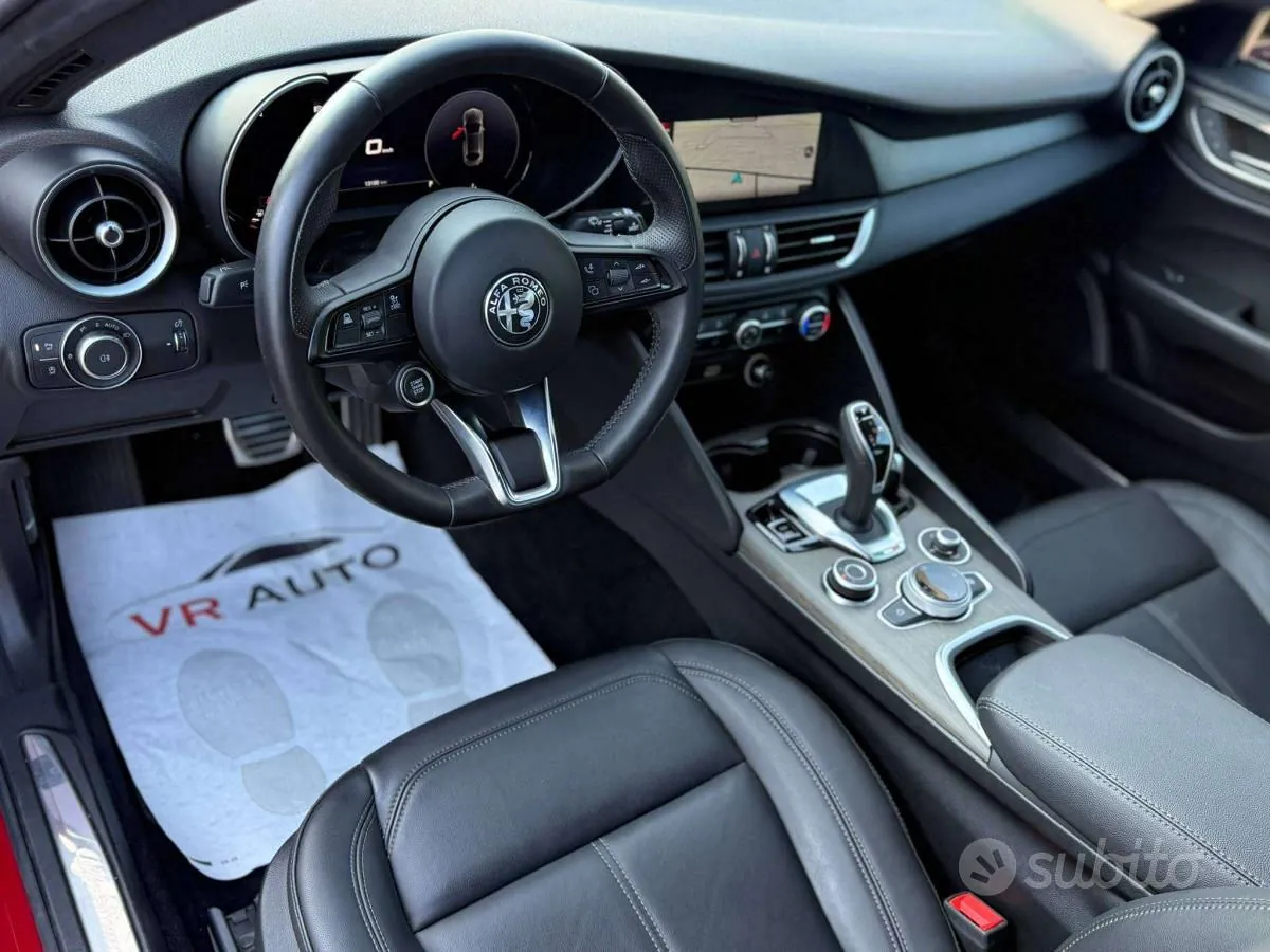 Alfa Romeo Giulia 2023 photo 5