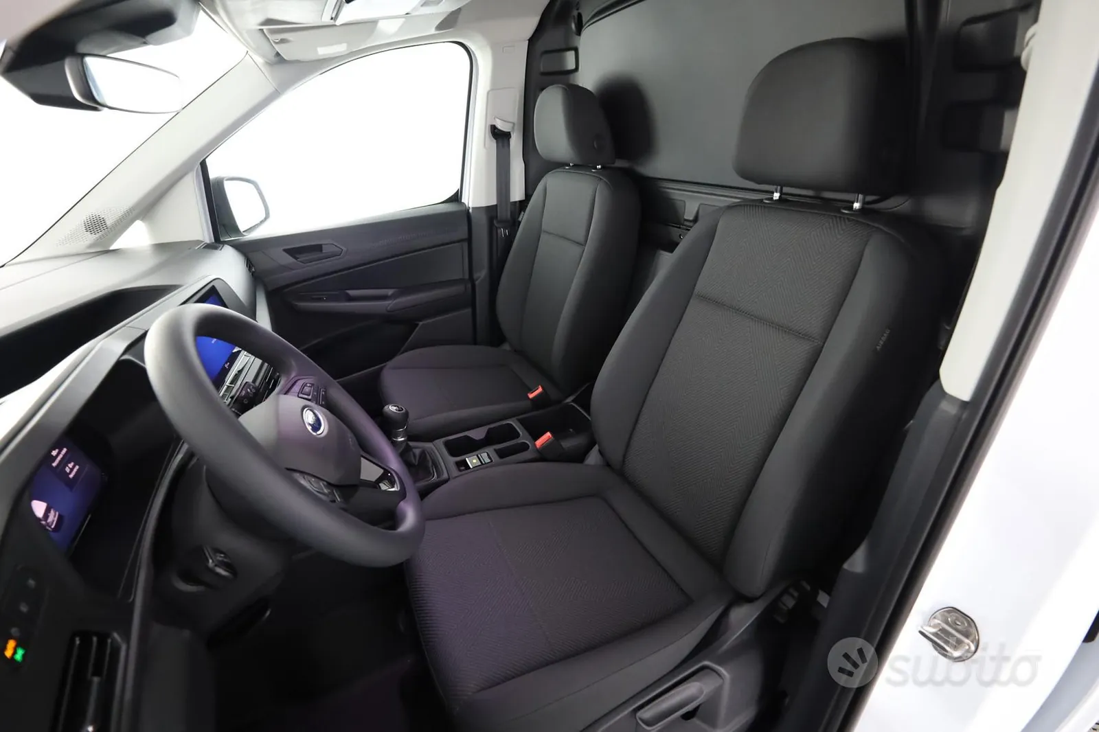 Ford Transit Connect 2025 photo 2