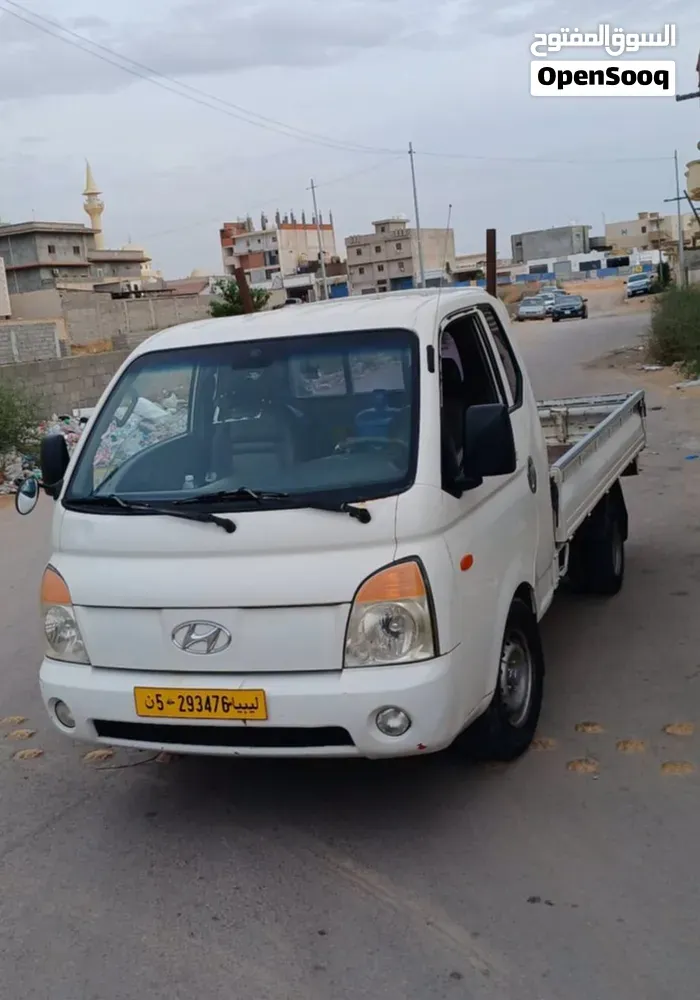 Hyundai H 100