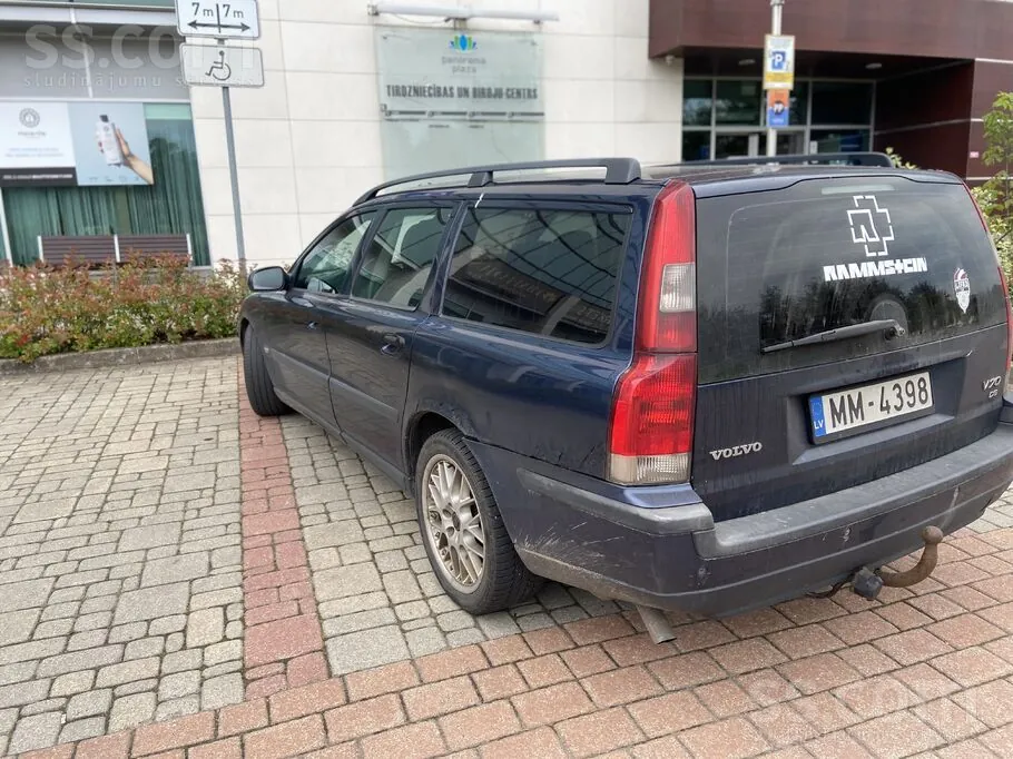 Volvo V70 2002 photo 3