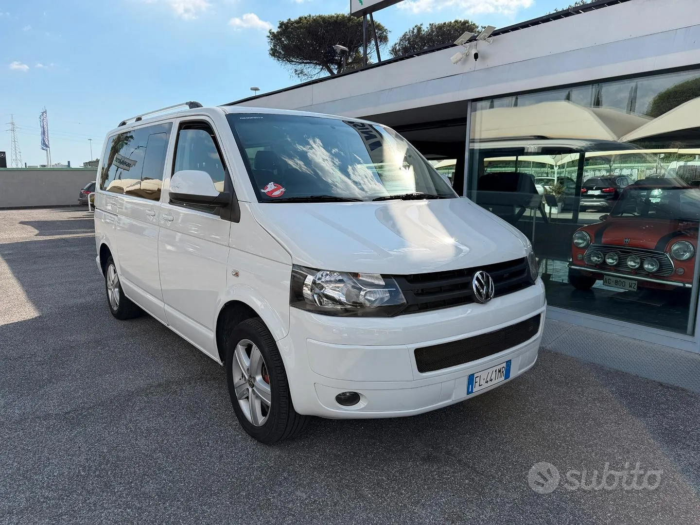 Volkswagen Multivan 2011 photo 3
