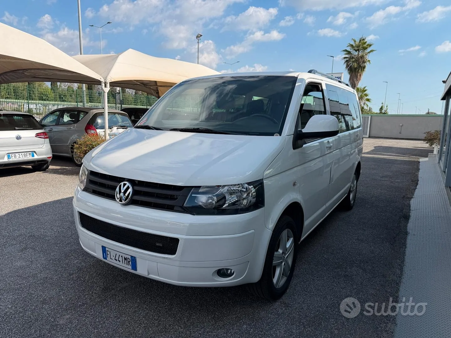 Volkswagen Multivan 2011 photo 4