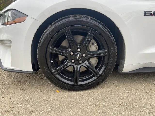 Ford Mustang 2018 photo 3