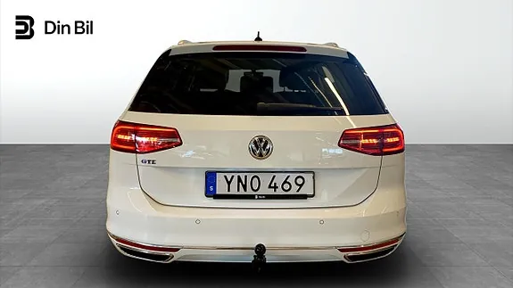 Volkswagen Passat 2018 photo 5