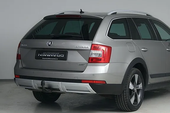 Skoda Octavia Scout 2015 photo 4