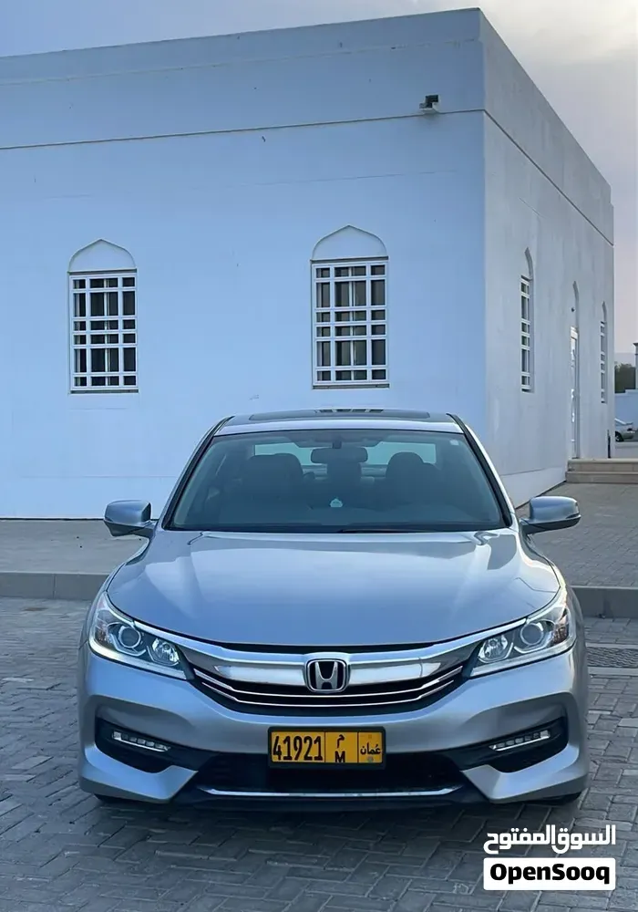 Honda Accord 2017 photo 4