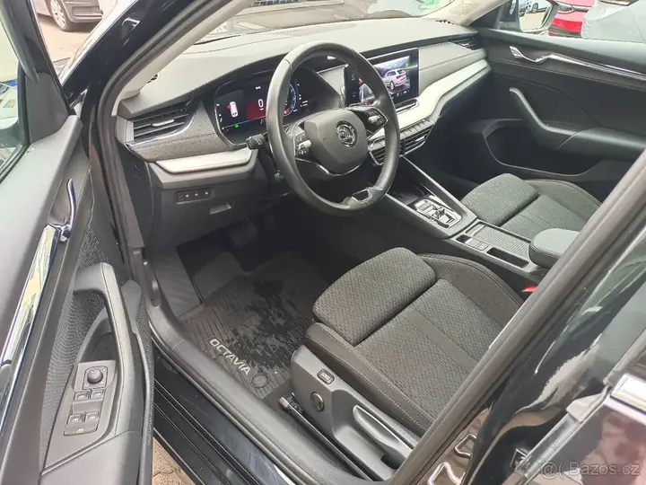 Skoda Octavia 2022 photo 5