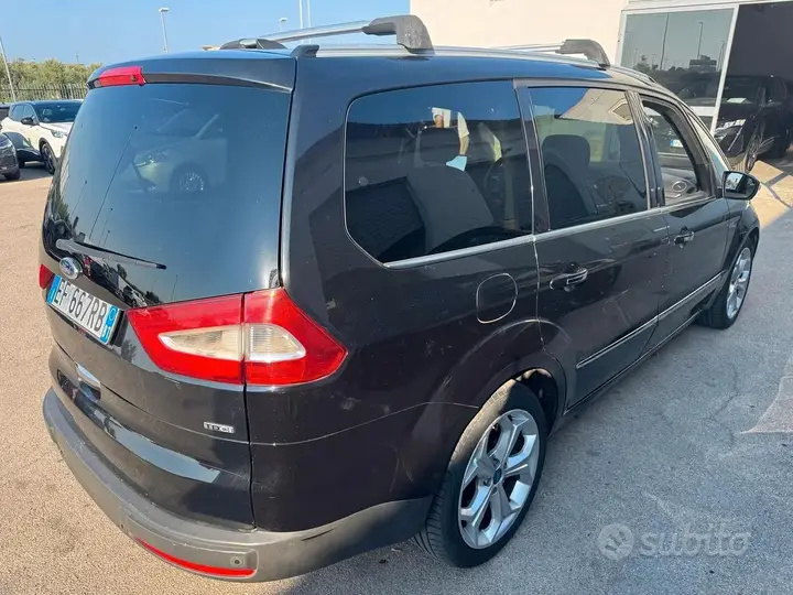 Ford Galaxy 2011 photo 5
