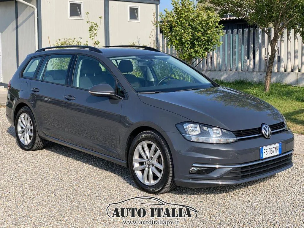 Volkswagen Golf Variant 2018 photo 3