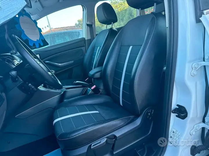 Ford Kuga 2010 photo 5