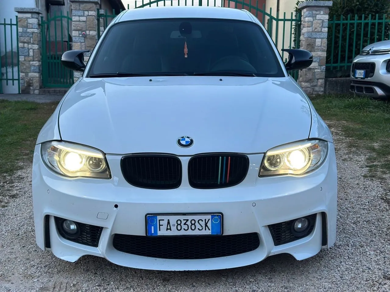BMW 1 Series 2011 photo 3