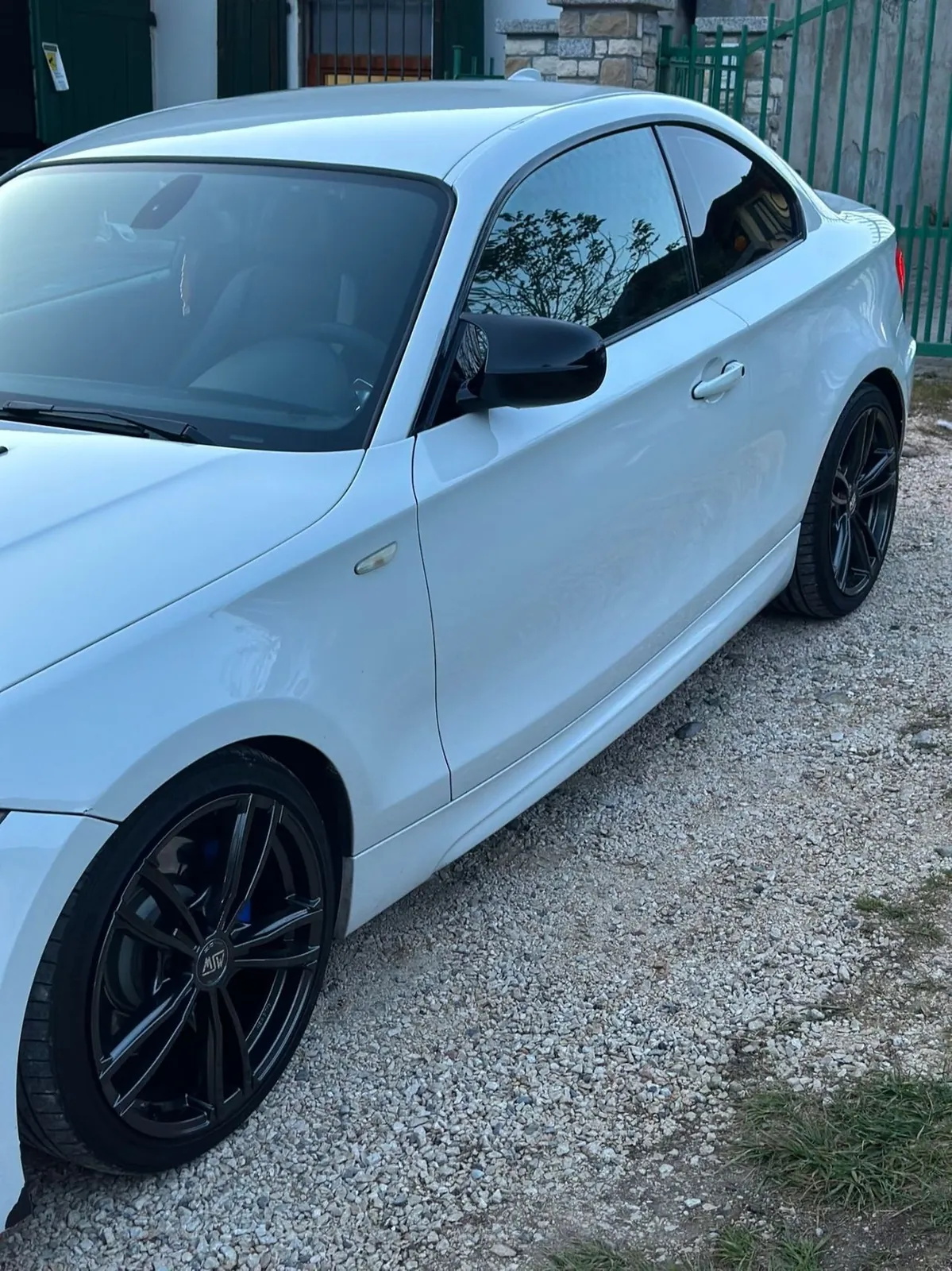 BMW 1 Series 2011 photo 2