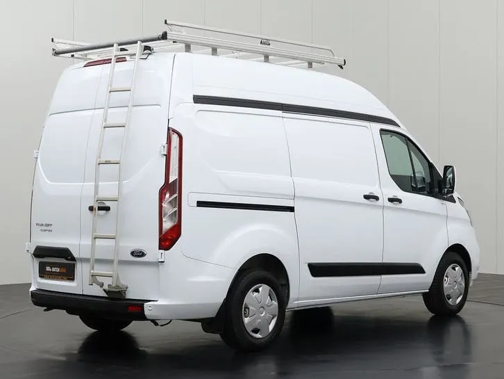 Ford Transit Custom 2023 photo 2