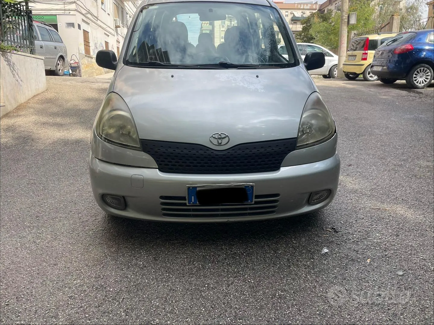 Toyota Yaris 2001 photo 2