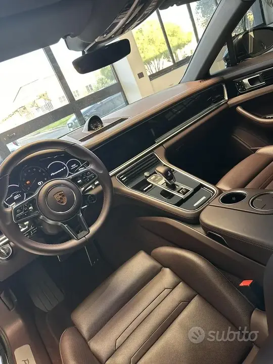 Porsche Panamera 2018 photo 4