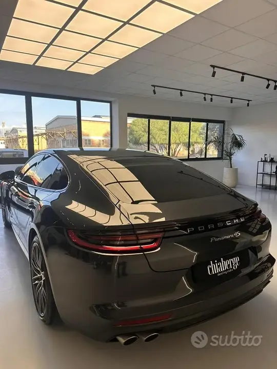 Porsche Panamera