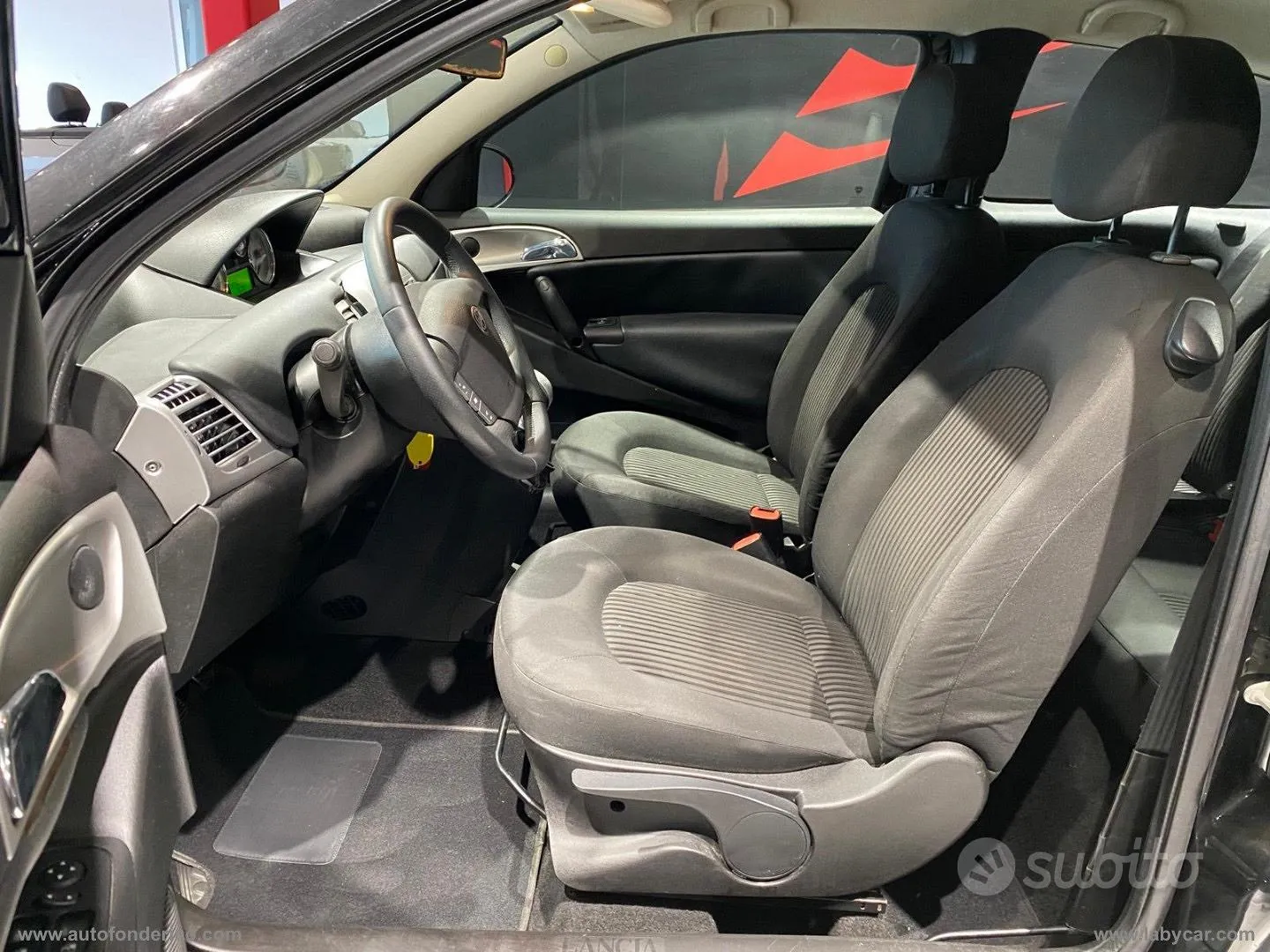 Lancia Ypsilon 2010 photo 3