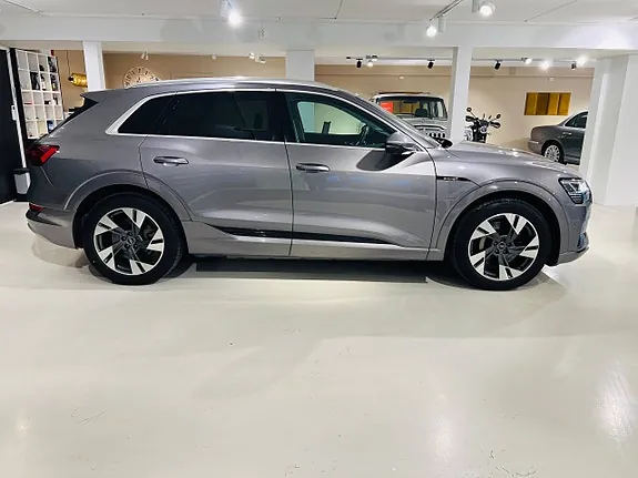 Audi E-Tron 2020 photo 4