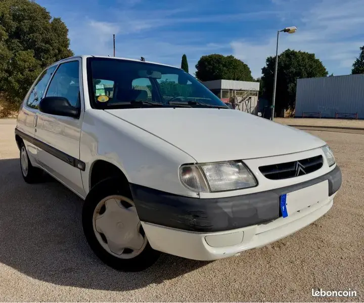 Citroen Saxo 1999 photo 4