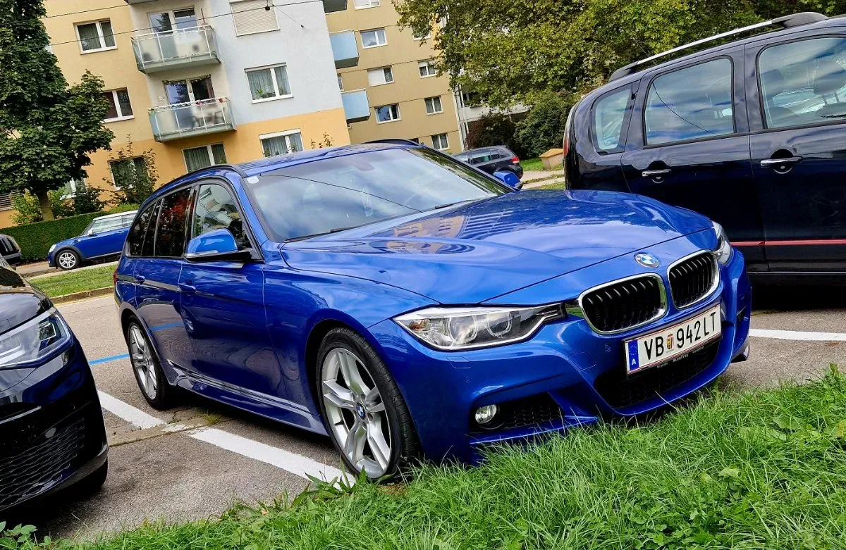 BMW 3 Series 2013 photo 3