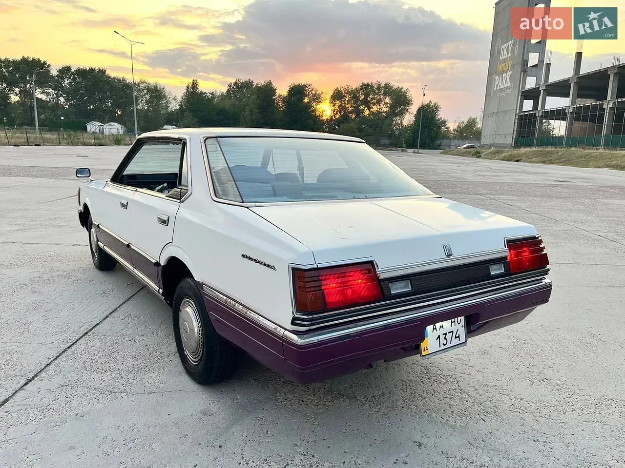 Nissan Gloria 1981 photo 5
