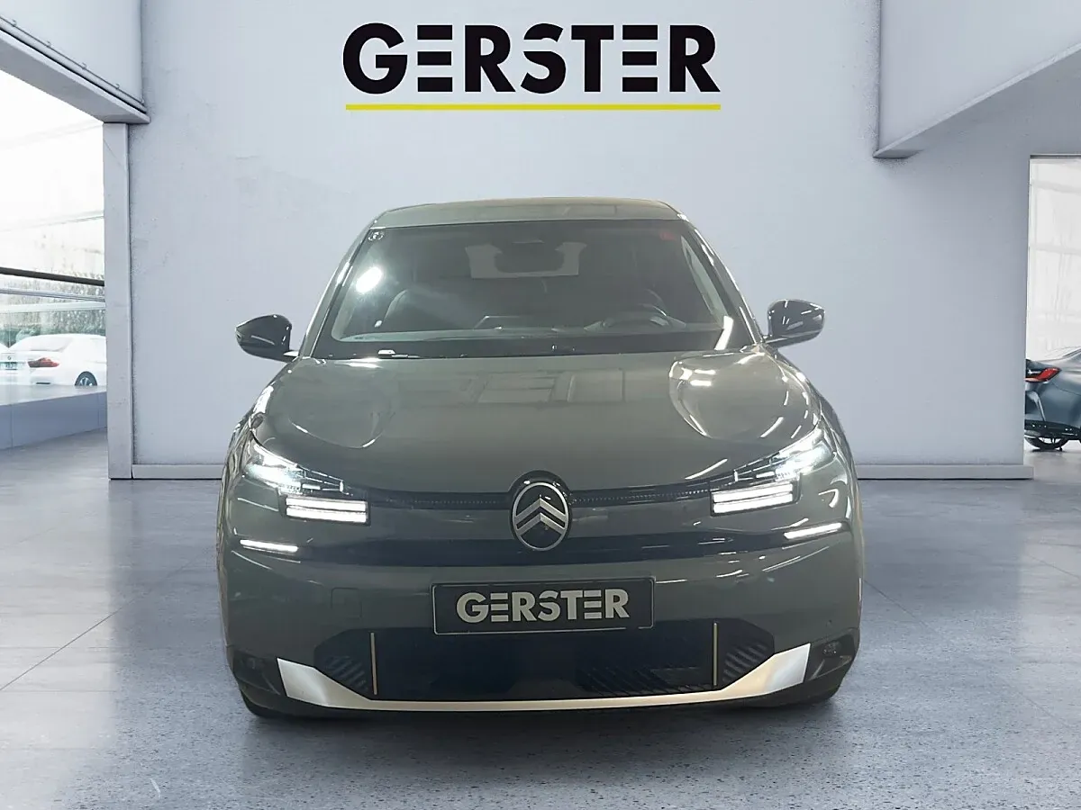 Citroen C4 2025 photo 2