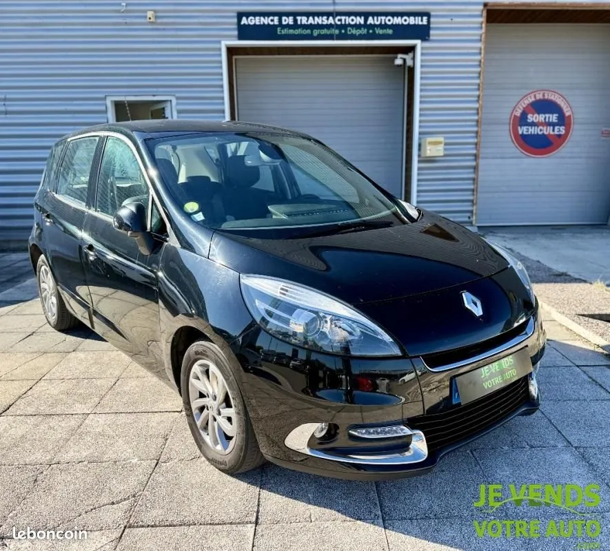 Renault Scenic 2012 photo 5