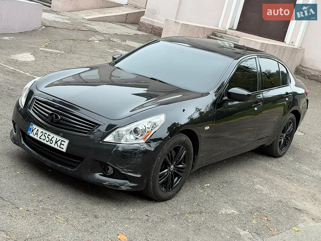 Infiniti G25 2012 photo 4