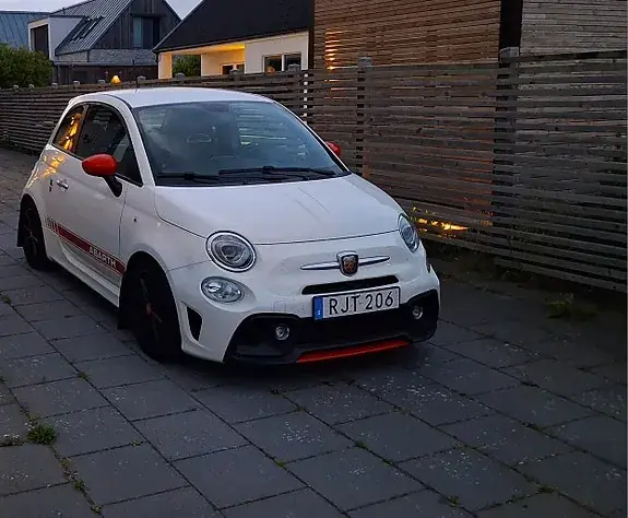 Abarth 595 2017 photo 3