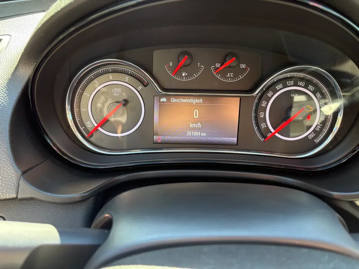 Opel Insignia 2014 photo 2