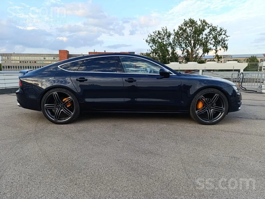 Audi A7 2011 photo 4