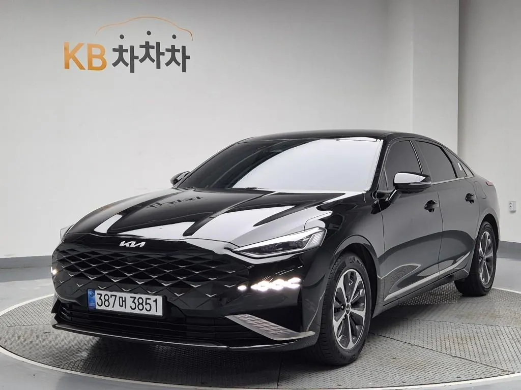 Kia K8