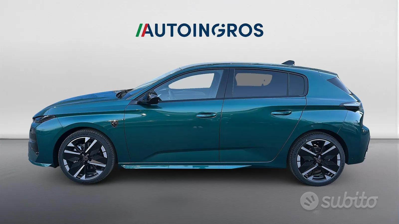 Peugeot 308 photo 2