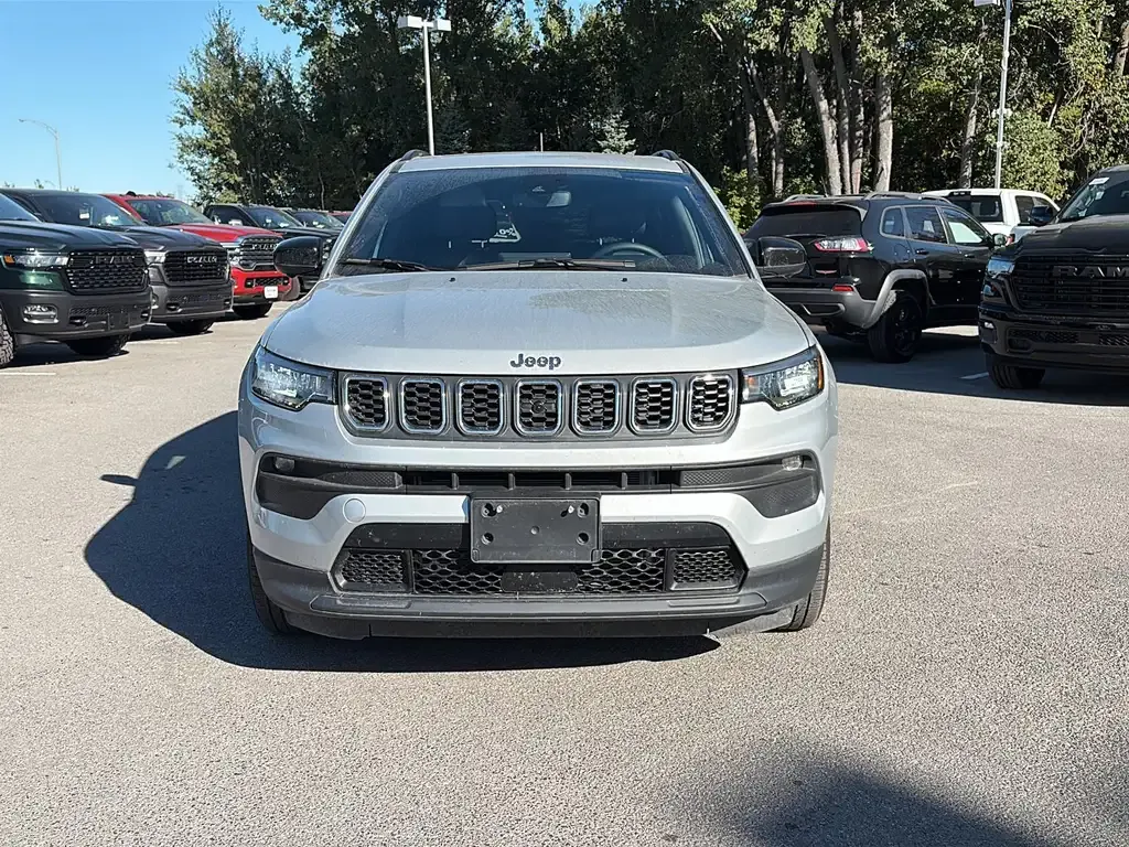 Jeep Compass 2025 photo 2
