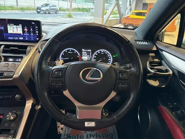 Lexus Nx 2017 photo 3