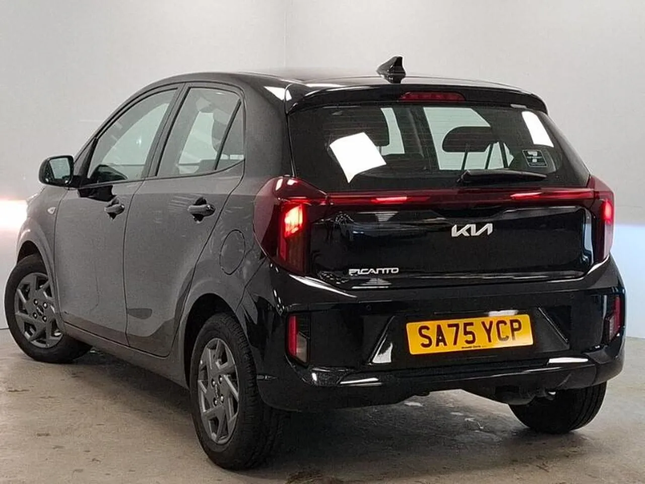 Kia Picanto 2025 photo 2