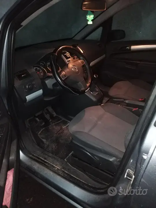 Opel Zafira 2008 photo 4
