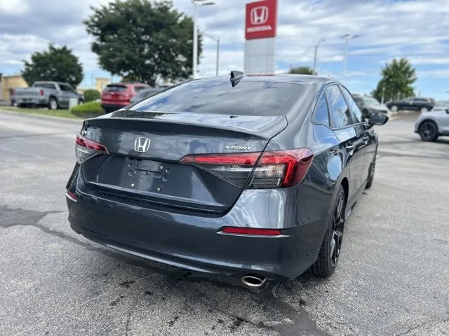 Honda Civic 2025 photo 5