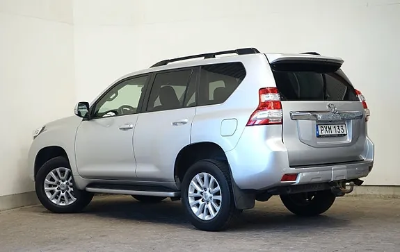 Toyota Land Cruiser 2016 photo 3