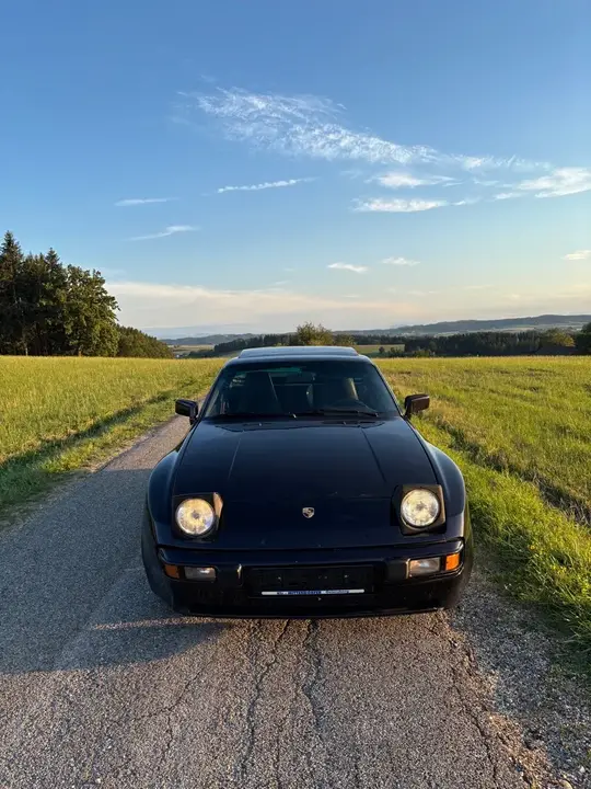 Porsche 944 1986 photo 3