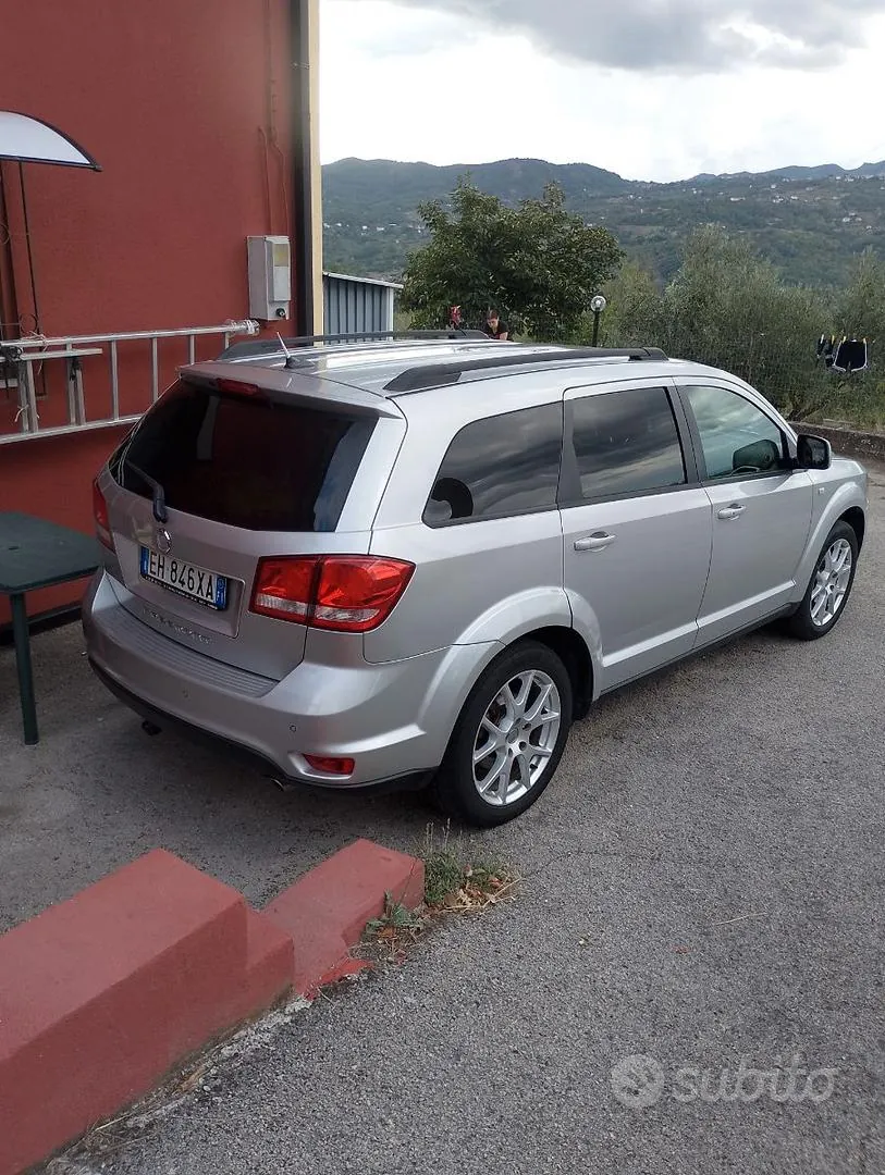 Fiat Freemont 2011 photo 4