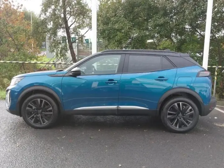 Peugeot 2008 2026 photo 4