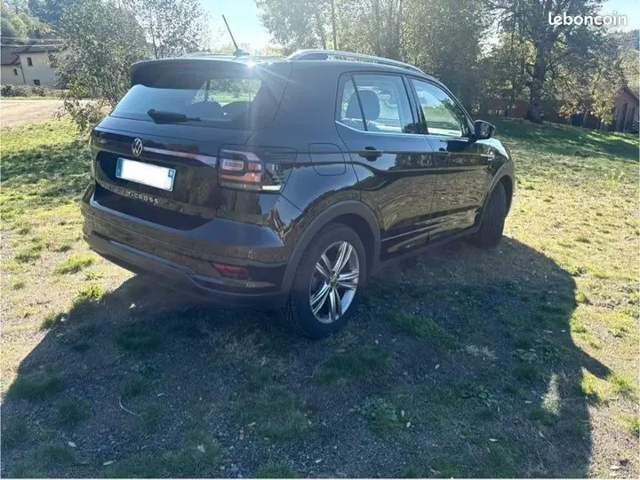 Volkswagen T-Cross 2021 photo 2