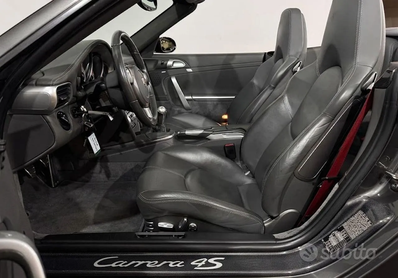 Porsche 911 2006 photo 4