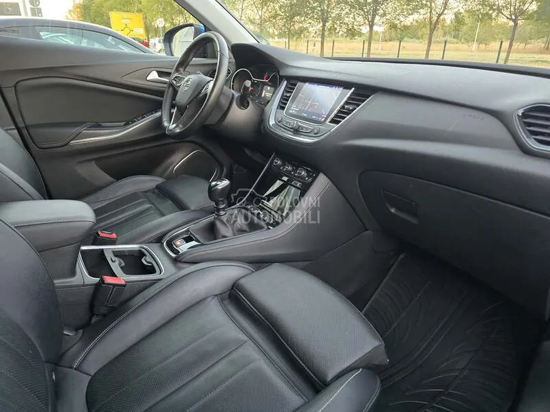 Opel Grandland X 2018 photo 3