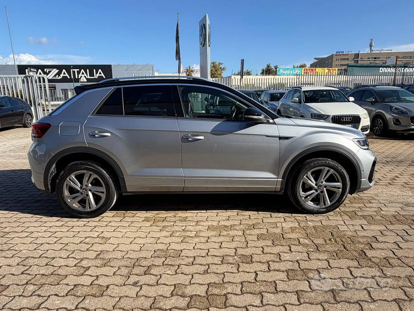 Volkswagen T-Roc 2024 photo 3