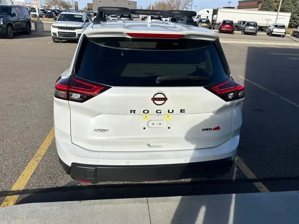 Nissan Rogue 2026 photo 4